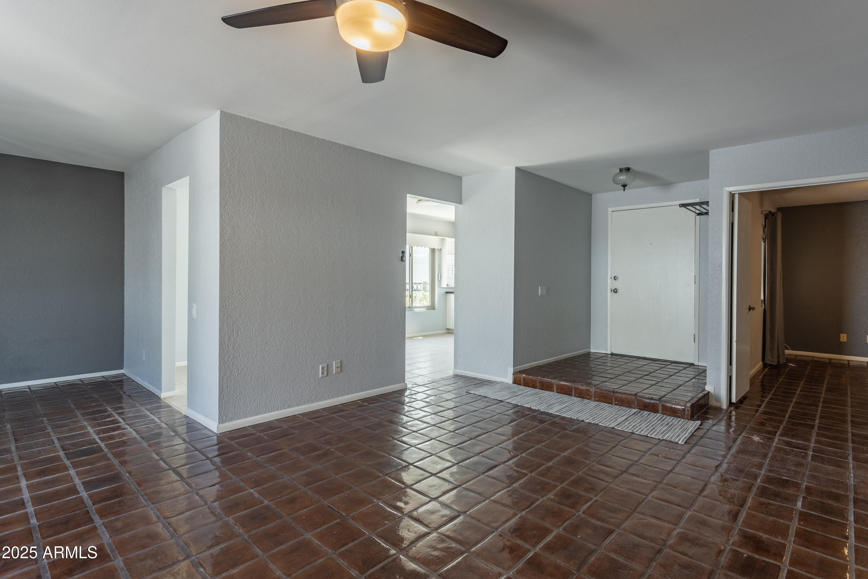 5621 South Sailors Reef Road Tempe, AZ 85283 - Photo 12 of 32 _F9A1277-HDR