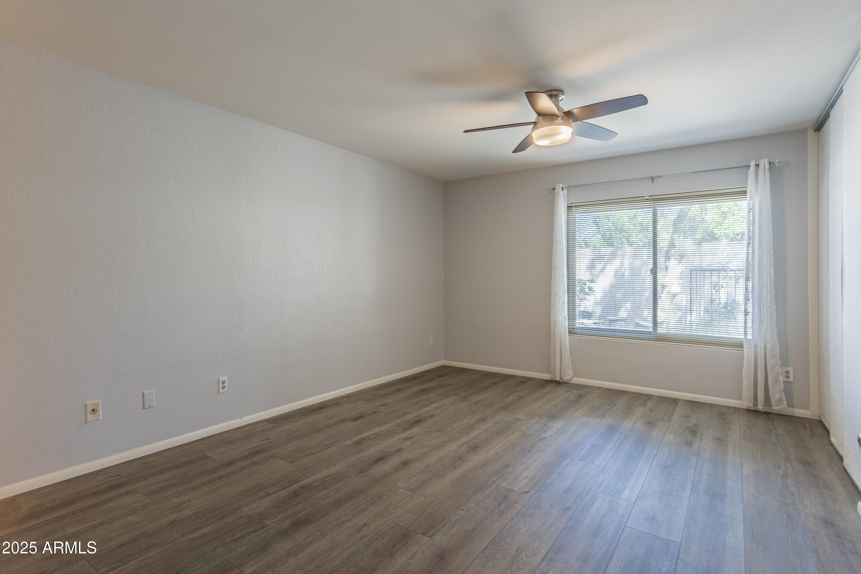 5621 South Sailors Reef Road Tempe, AZ 85283 - Photo 15 of 32 _F9A1298-HDR