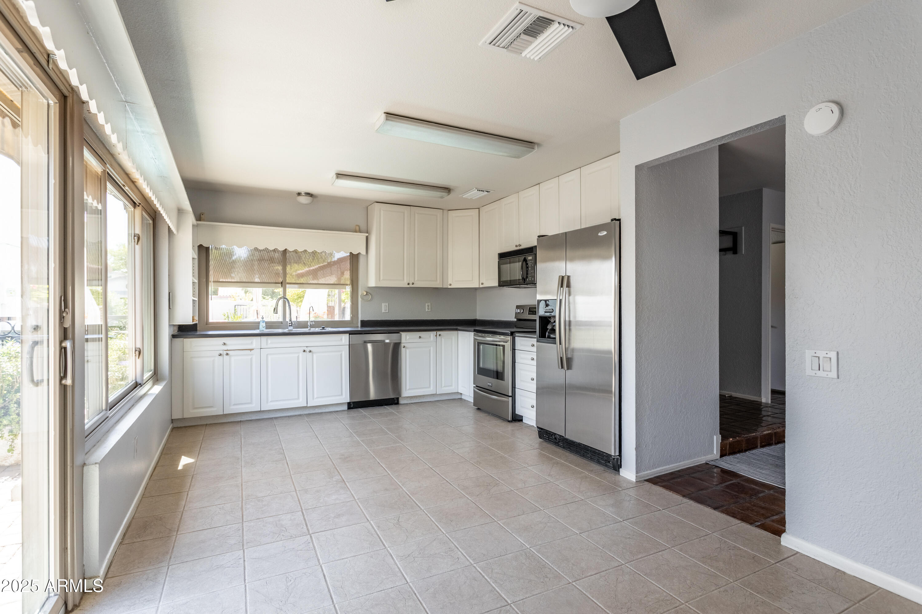 5621 South Sailors Reef Road Tempe, AZ 85283 - Photo 26 of 32 _F9A1375-HDR