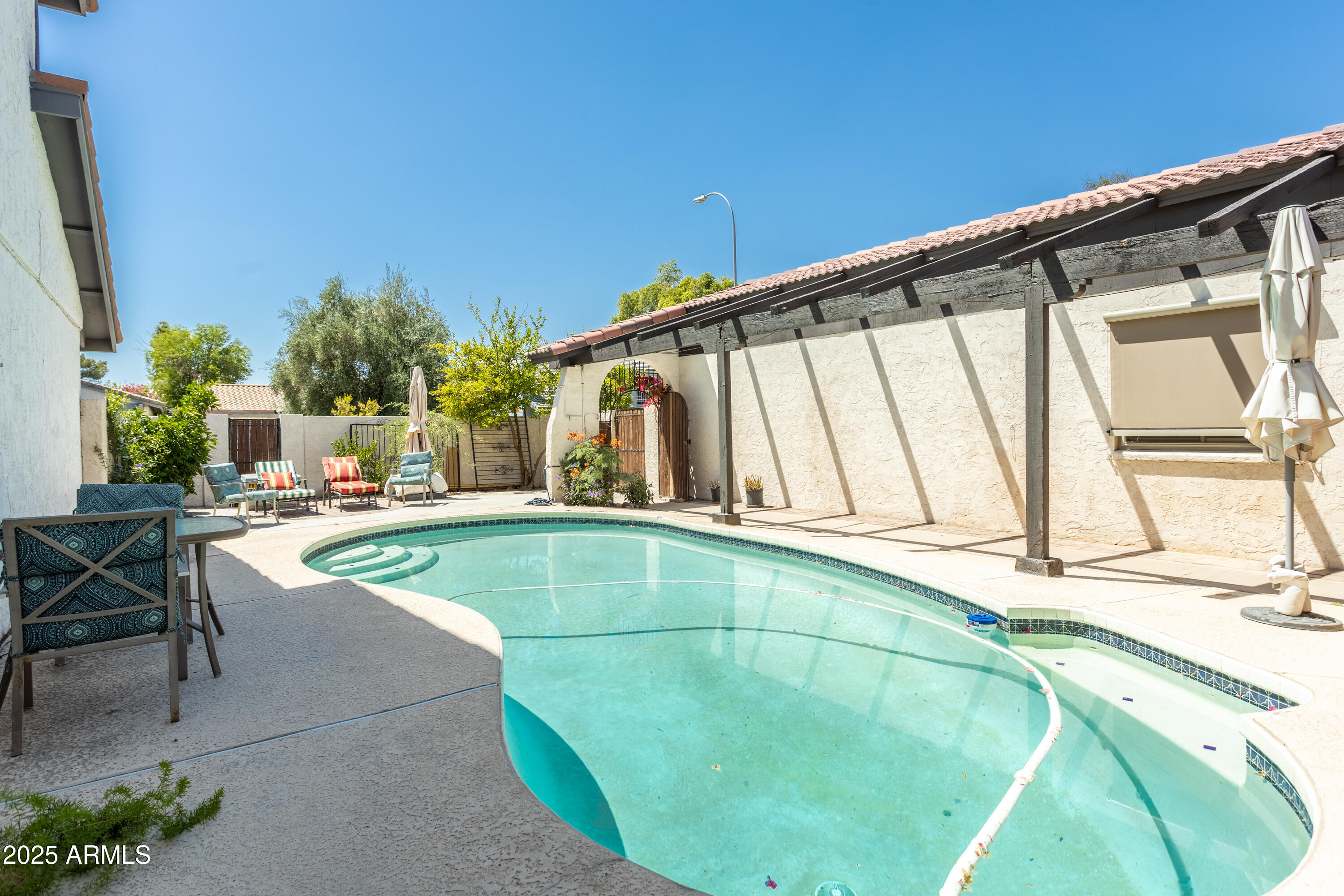 5621 South Sailors Reef Road Tempe, AZ 85283 - Photo 5 of 32 _F9A1207-HDR