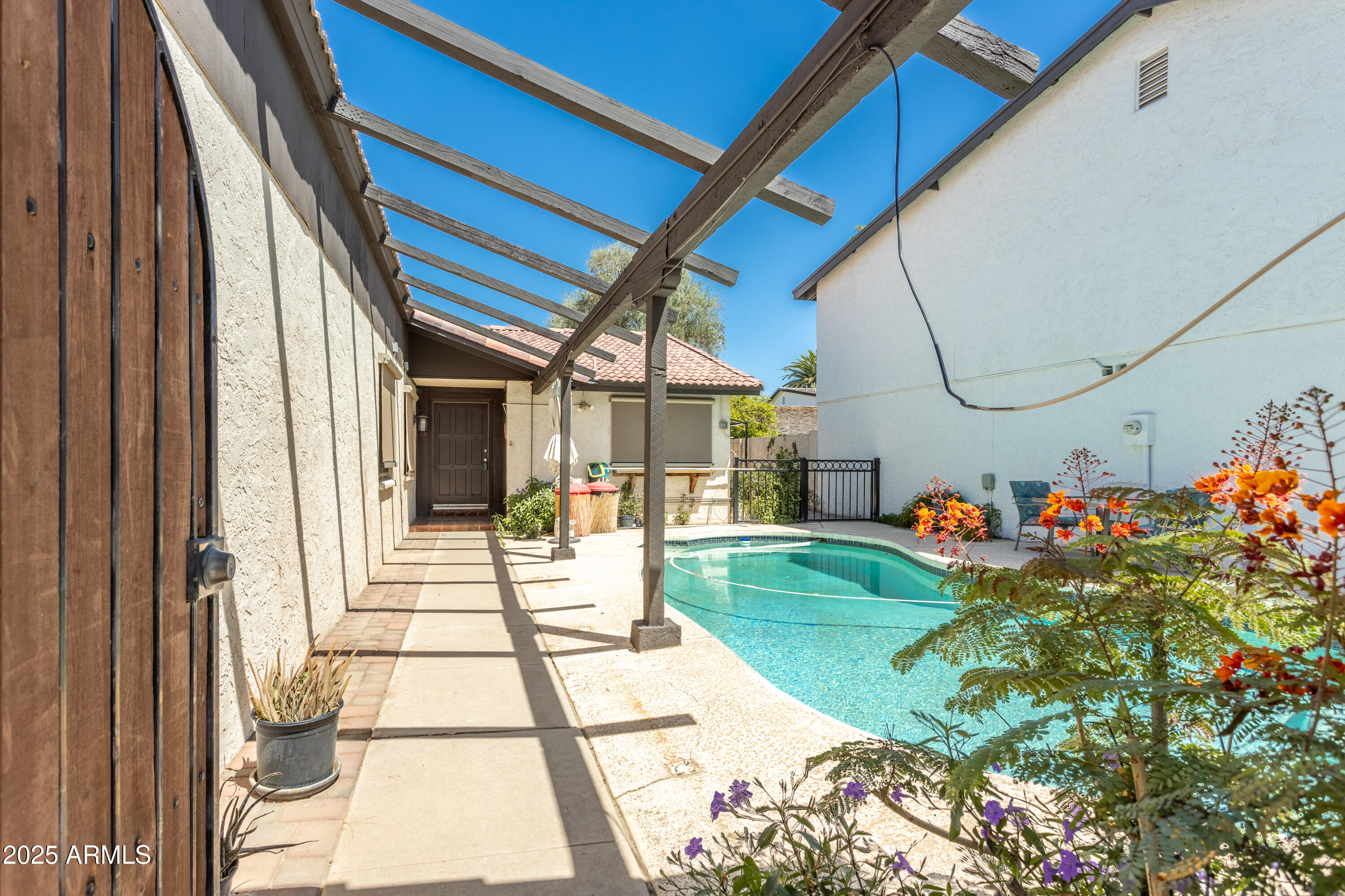 5621 South Sailors Reef Road Tempe, AZ 85283 - Photo 10 of 32 _F9A1242-HDR