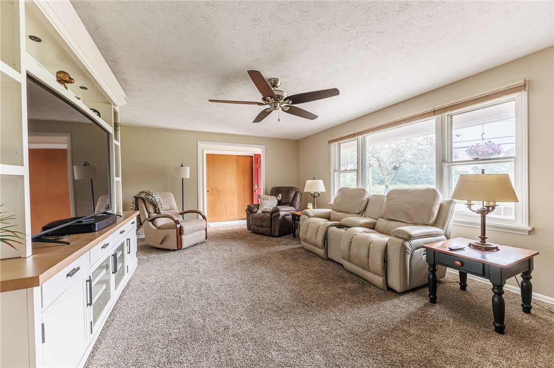 345 Tobin Road Pittsford, NY 14467 - Photo 11 of 50 Gallery Image 11