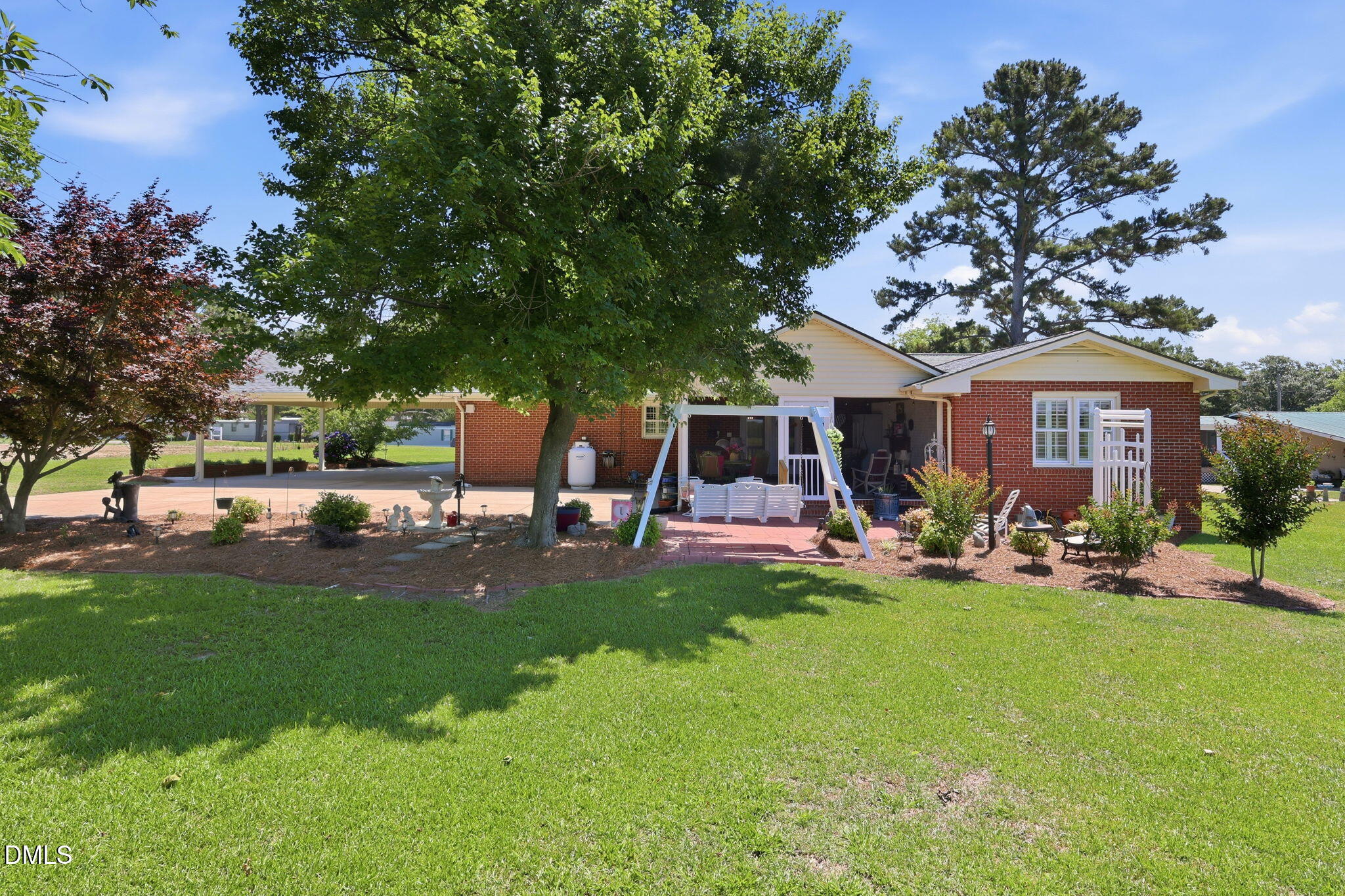 913 West Core Road Dunn, NC 28334 - Photo 32 of 45