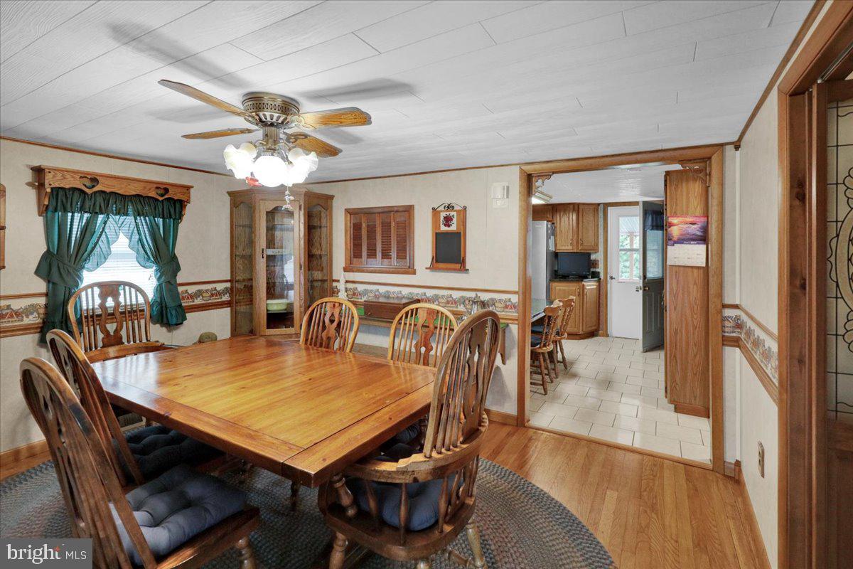 676 King Pen Road Kirkwood, PA 17536 - Photo 4 of 22 Dining