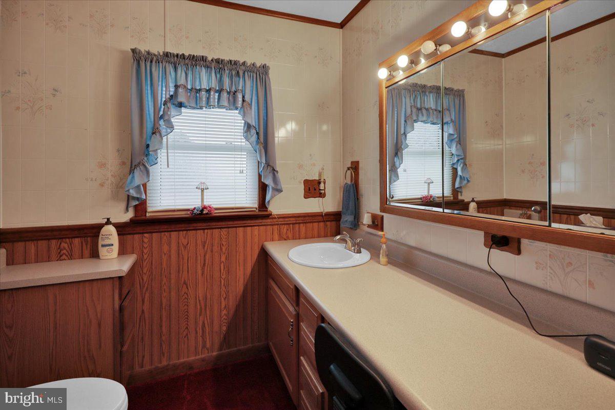 676 King Pen Road Kirkwood, PA 17536 - Photo 10 of 22 Full Bath