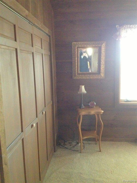 747 South Bull Run Road Fowlerville, MI 48836 - Photo 17 of 23 bedroom 2 closets.jpg