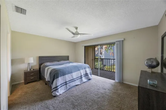 $200,000 | 413 Somerset Lane, Palm Harbor, FL 34684