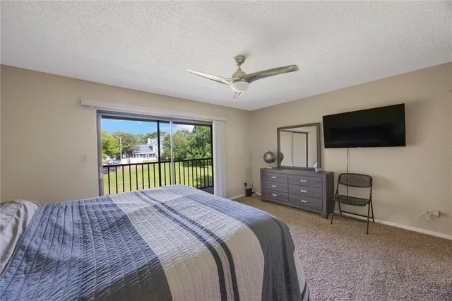 $200,000 | 413 Somerset Lane, Palm Harbor, FL 34684