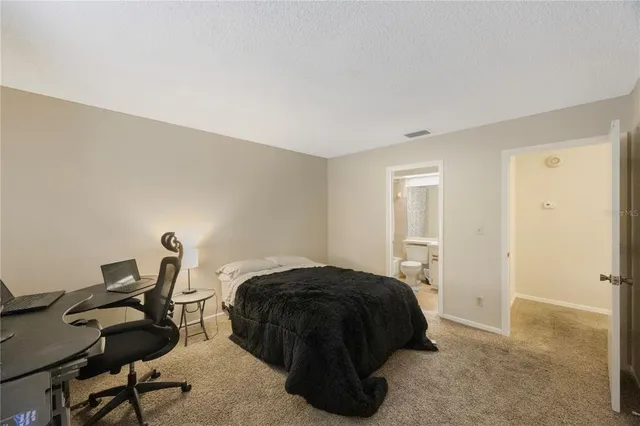 $200,000 | 413 Somerset Lane, Palm Harbor, FL 34684