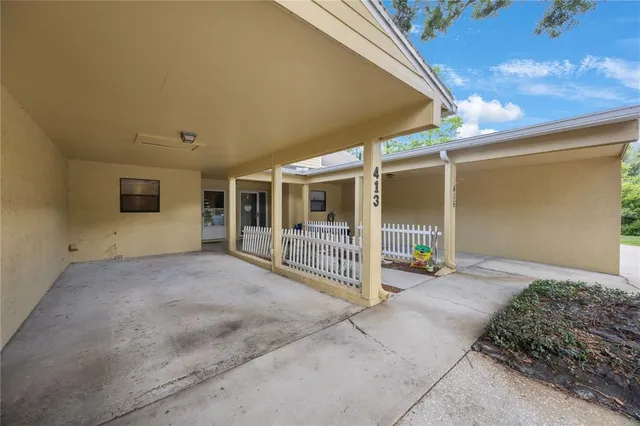 $200,000 | 413 Somerset Lane, Palm Harbor, FL 34684