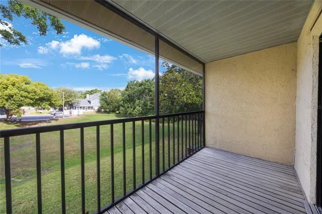 $200,000 | 413 Somerset Lane, Palm Harbor, FL 34684