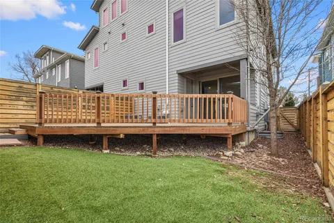 a house view with a outdoor space