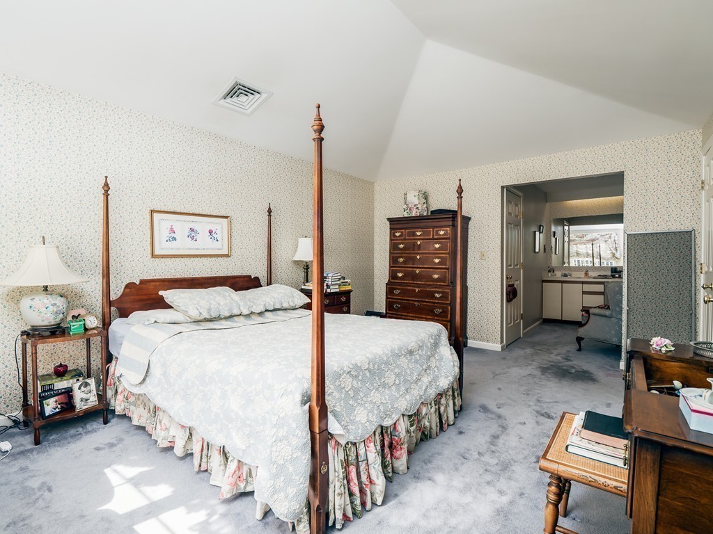 4004 Brompton Circle, Unit 4004 Worcester, MA 01609 - Photo 21 of 29