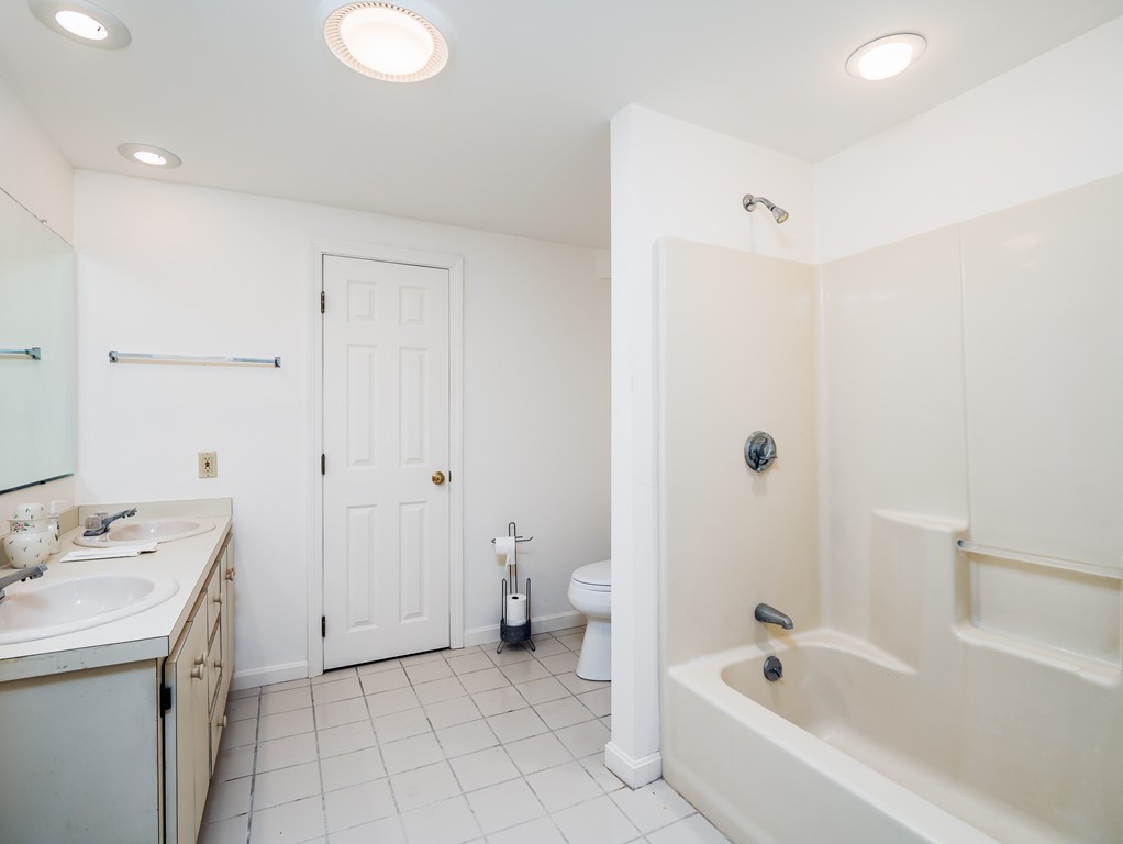 4004 Brompton Circle, Unit 4004 Worcester, MA 01609 - Photo 27 of 29