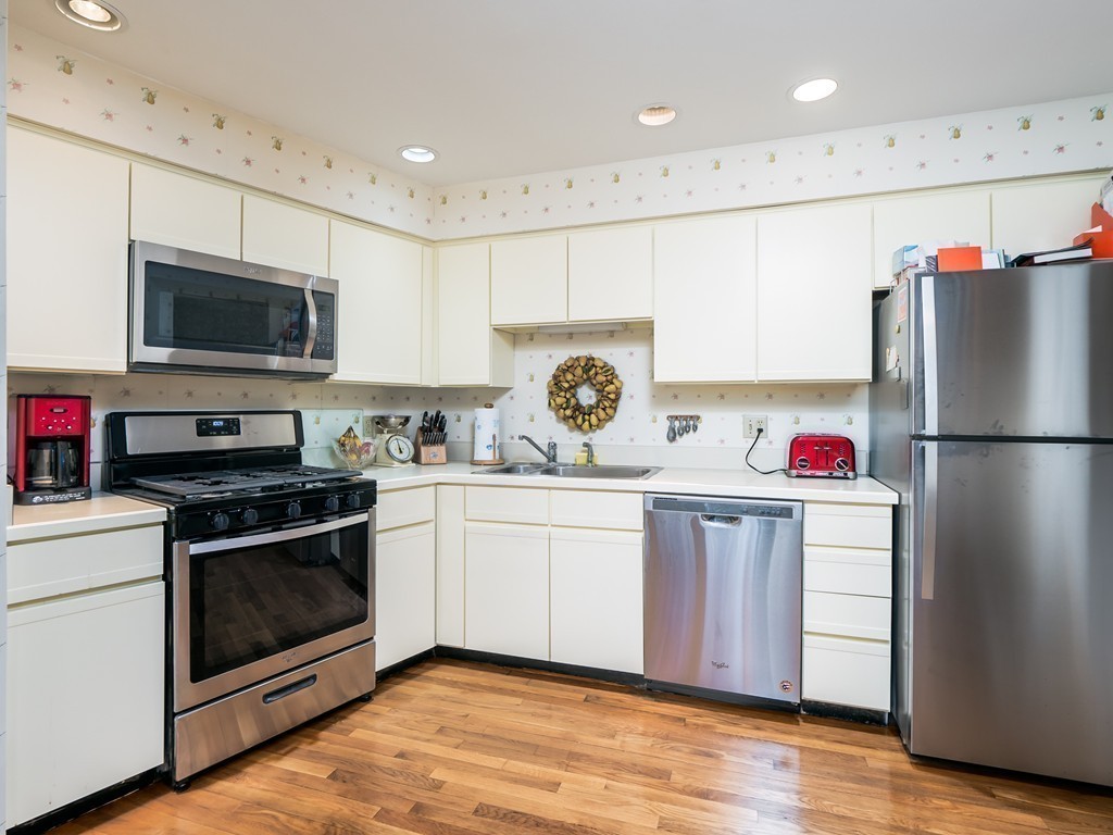 4004 Brompton Circle, Unit 4004 Worcester, MA 01609 - Photo 6 of 29