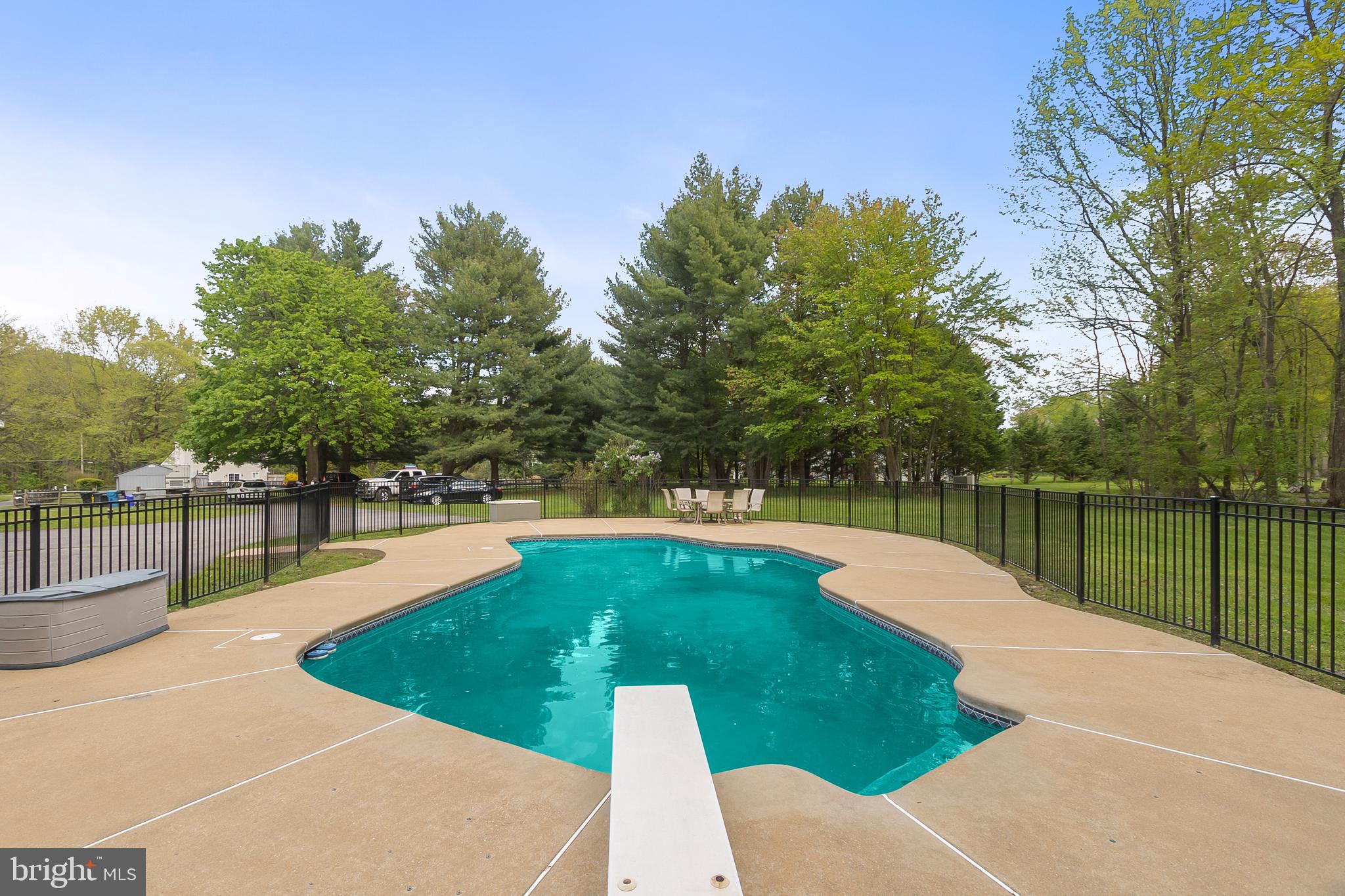 1027 Kirk Road Garnet Valley, PA 19060 - Photo 13 of 63