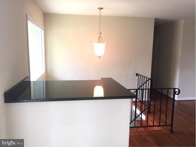 6212 Thomas Drive Springfield, VA 22150 - Photo 5 of 20 Interior (General)