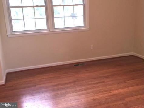 6212 Thomas Drive Springfield, VA 22150 - Photo 6 of 20 Bedroom