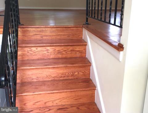 6212 Thomas Drive Springfield, VA 22150 - Photo 9 of 20 View