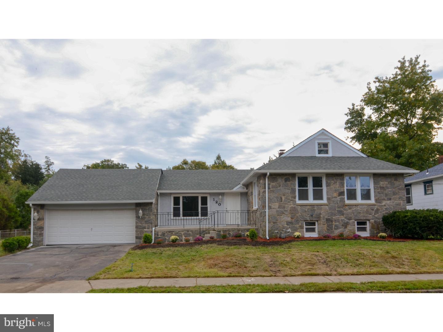 120 Princeton Road Clementon, NJ 08021 - Photo 3 of 24