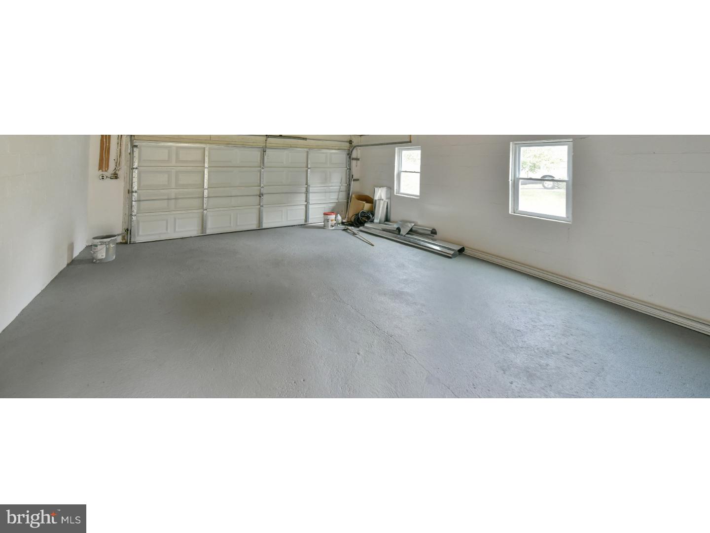 120 Princeton Road Clementon, NJ 08021 - Photo 22 of 24 Garage