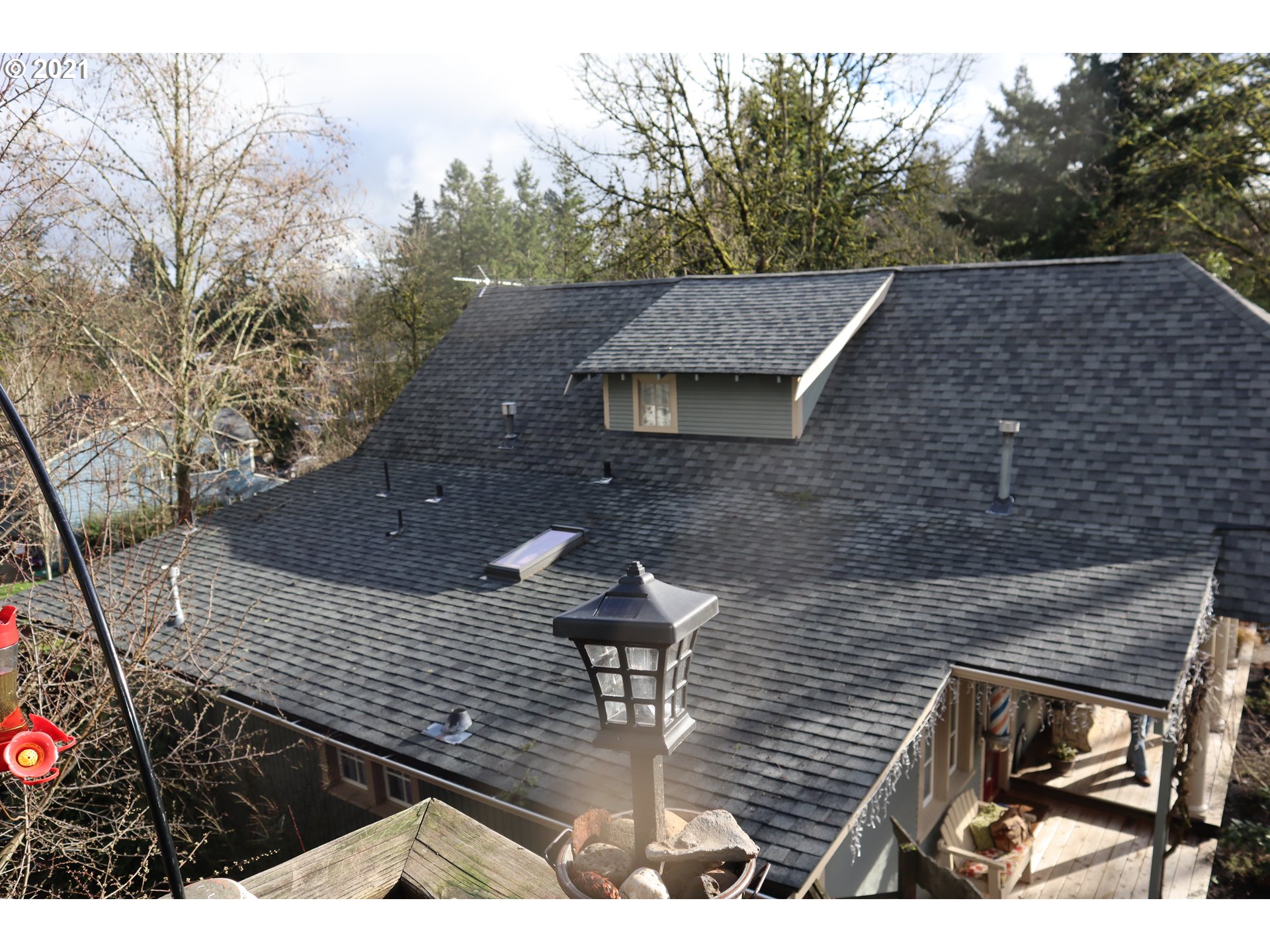 9038 Southwest 40th Avenue Portland, OR 97219 - Photo 23 of 30 Gallery Image 23