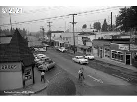 9038 Southwest 40th Avenue Portland, OR 97219 - Photo 30 of 30 Gallery Image 30