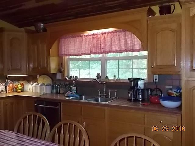 254 Hams Creek Road Pulaski, TN 38478 - Photo 5 of 24 AMISH BUILT CABINET