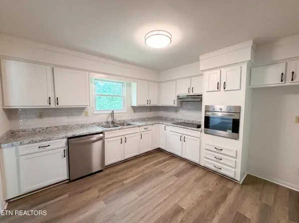 $325,000 | 819 Scenic Circle, Seymour, TN 37865
