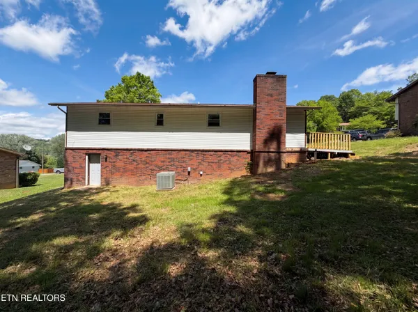 $325,000 | 819 Scenic Circle, Seymour, TN 37865