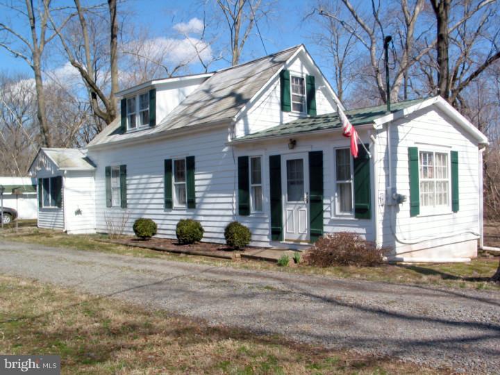 25 Yard Road Pennington, NJ 08534 - Photo 5 of 9