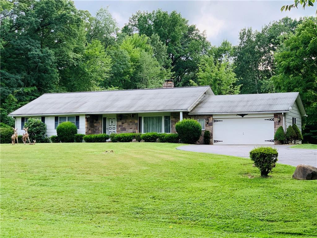265 Calabrese Road New Castle, PA 16101 - Photo 1 of 19
