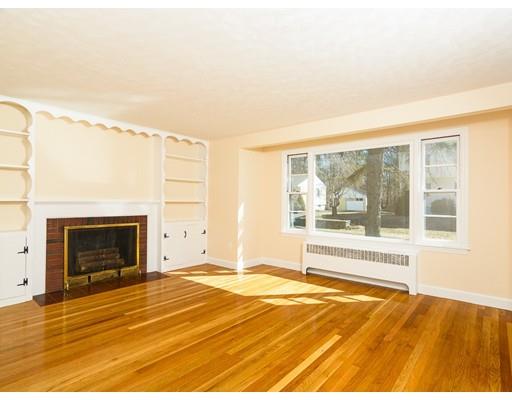 17 Ireta Road Shrewsbury, MA 01545 - Photo 3 of 16 Gallery Image 3