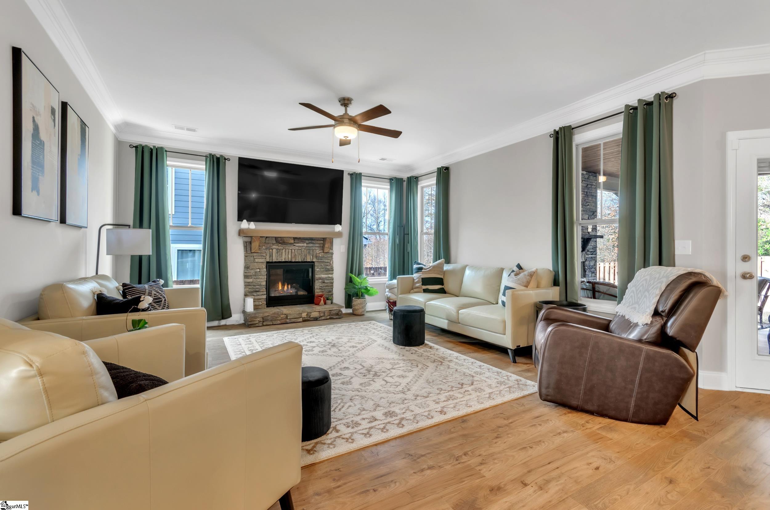 504 Wynstone Place Greenville, SC 29607 - Photo 5 of 31 Gallery Image 5