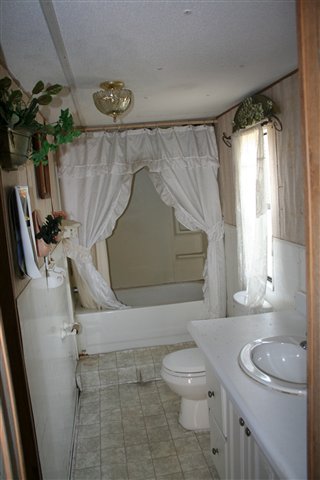142 Blount Road Quincy, FL 32351 - Photo 1 of 5 Gallery Image 1