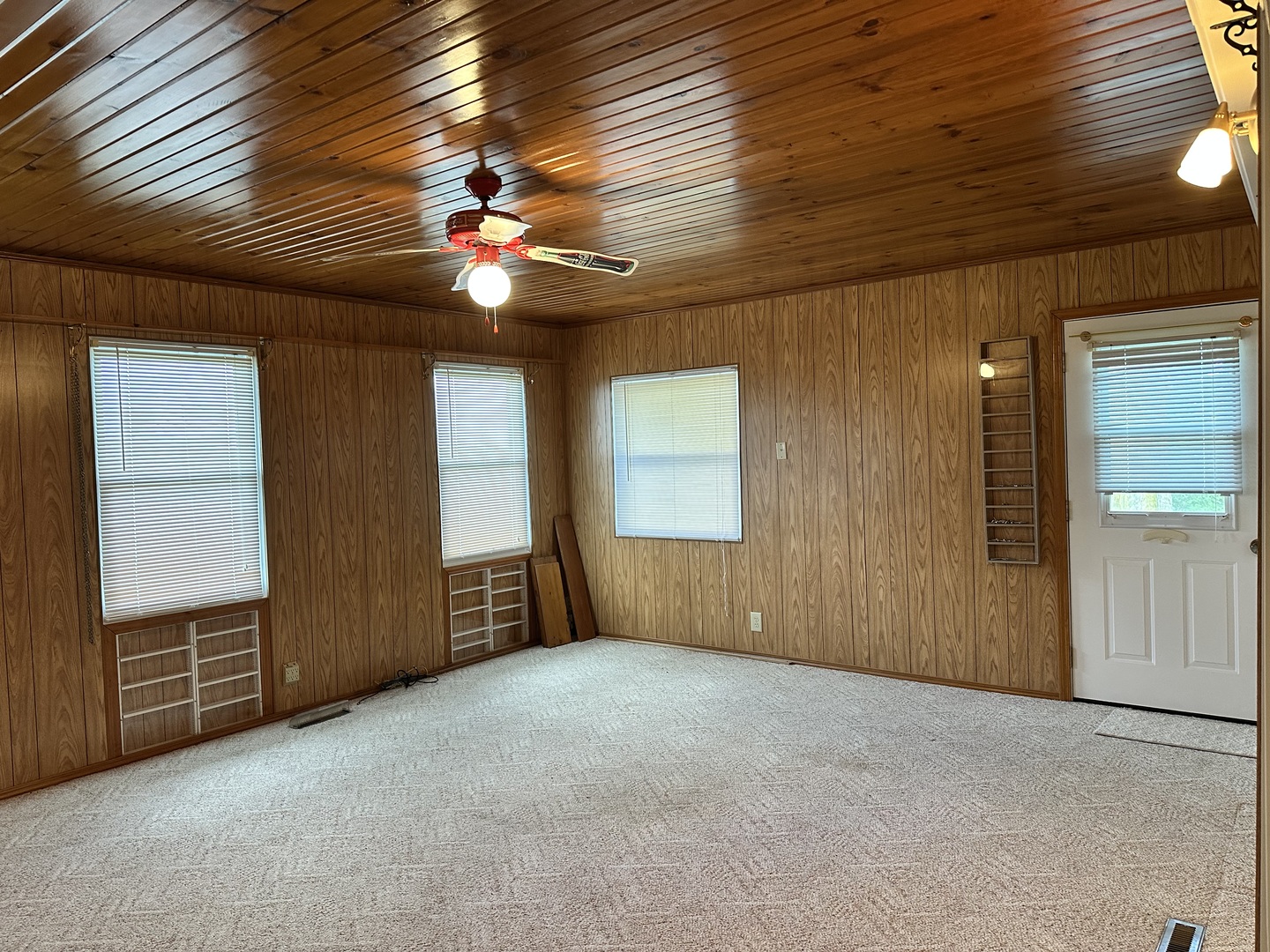 5827 Garden Plain Road Fulton, IL 61252 - Photo 18 of 28