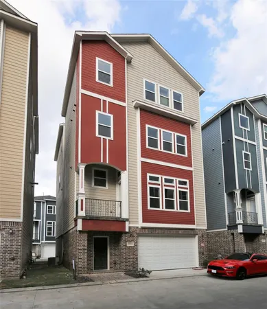 $2,795 | 2114 Bidwell Drive, Houston, TX 77018