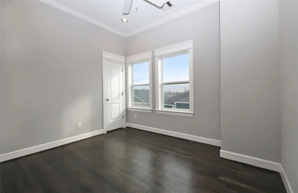 $2,795 | 2114 Bidwell Drive, Houston, TX 77018