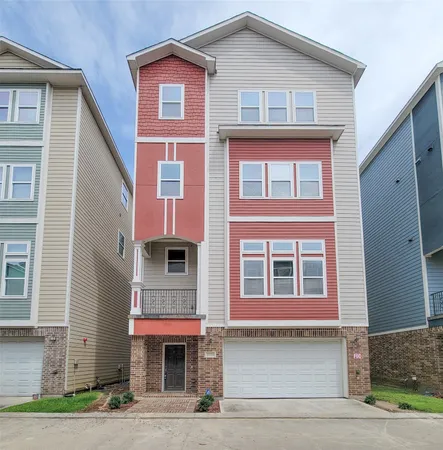 $2,695 | 2114 Bidwell Drive, Houston, TX 77018