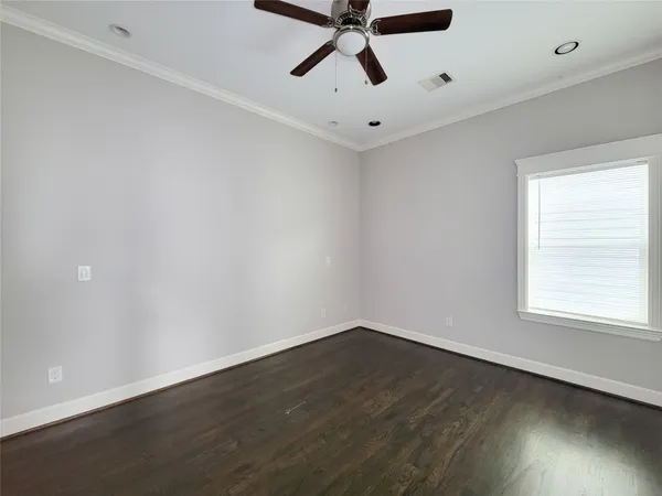 $2,695 | 2114 Bidwell Drive, Houston, TX 77018