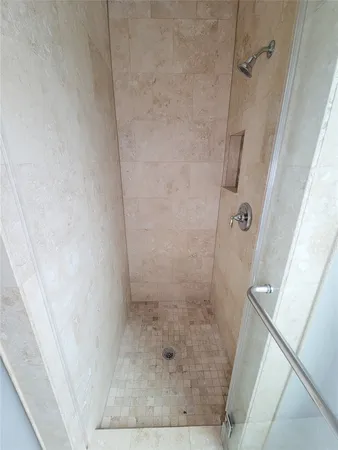 $2,695 | 2114 Bidwell Drive, Houston, TX 77018