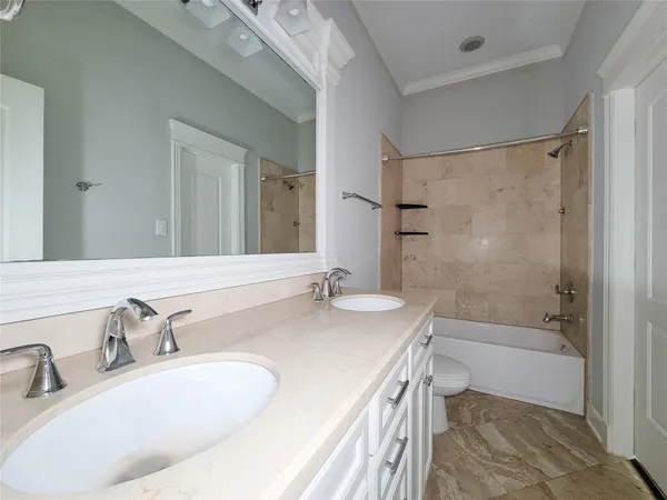 $2,695 | 2114 Bidwell Drive, Houston, TX 77018