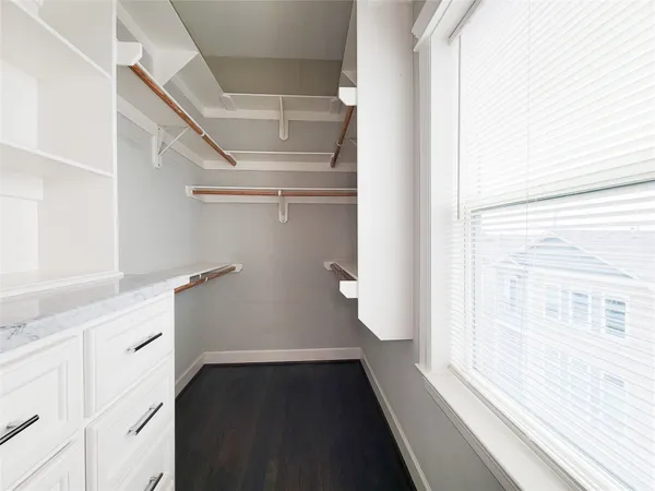 $2,695 | 2114 Bidwell Drive, Houston, TX 77018