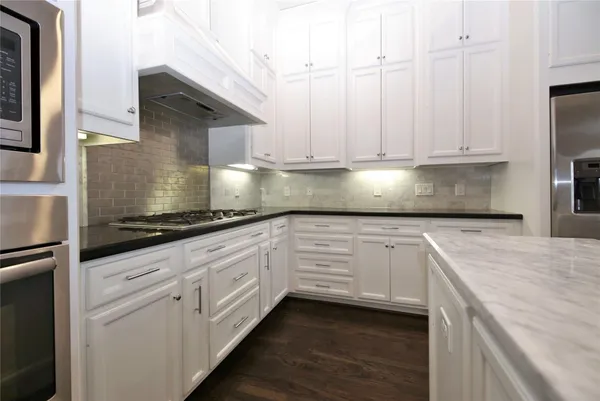 $2,795 | 2114 Bidwell Drive, Houston, TX 77018