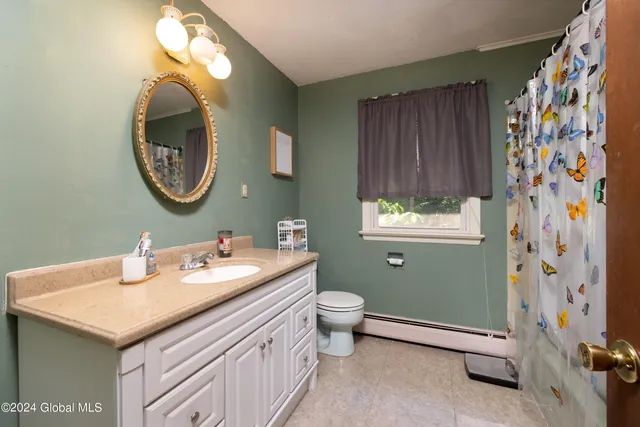 $299,000 | 18 Linda Court, Schroon Lake, NY 12870