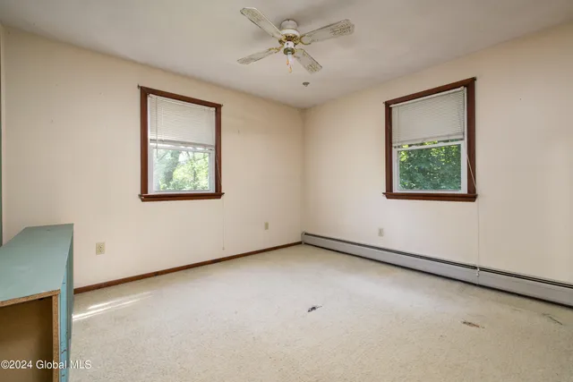 $299,000 | 18 Linda Court, Schroon Lake, NY 12870