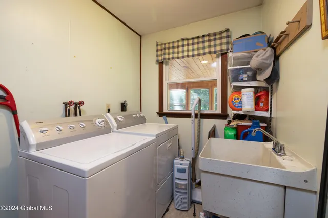 $299,000 | 18 Linda Court, Schroon Lake, NY 12870