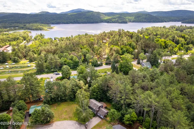 $299,000 | 18 Linda Court, Schroon Lake, NY 12870