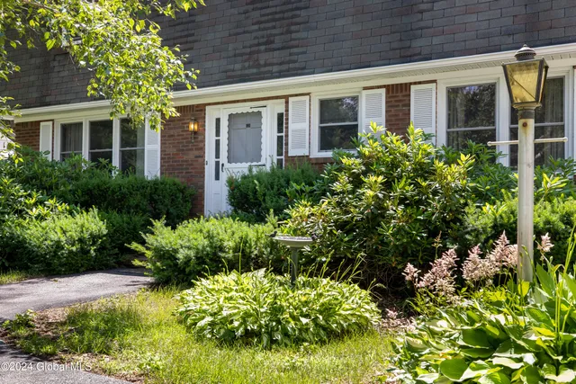 $299,000 | 18 Linda Court, Schroon Lake, NY 12870