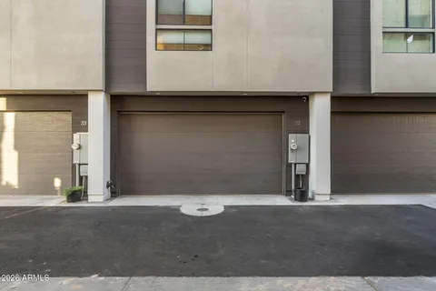 $875,000 | 4220 North 32nd Street, Unit 32, Phoenix, AZ 85016